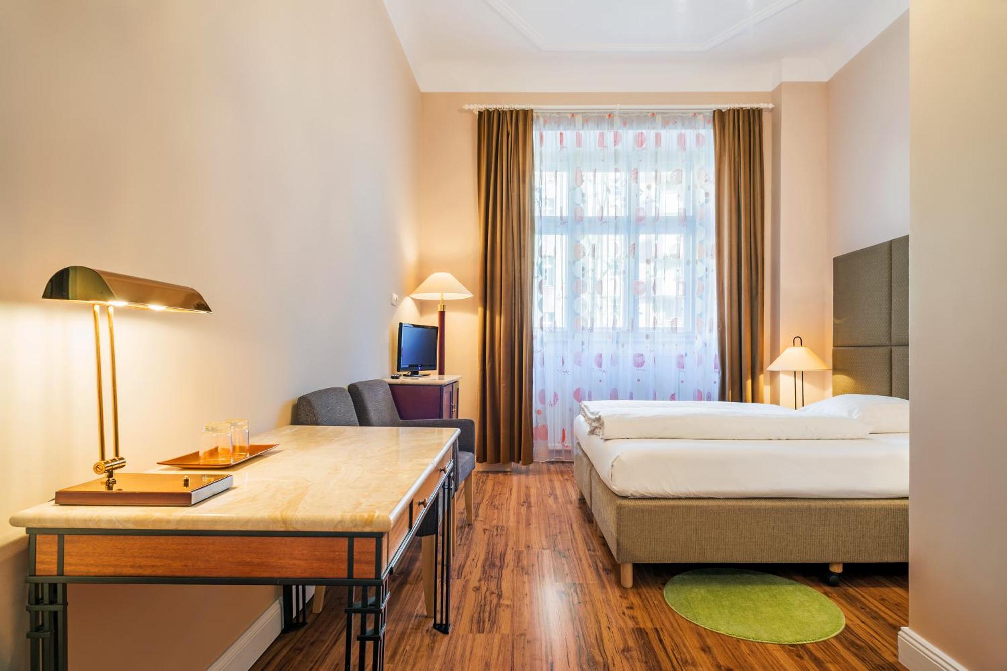 Hotel-Pension Michele برلين المظهر الخارجي الصورة
