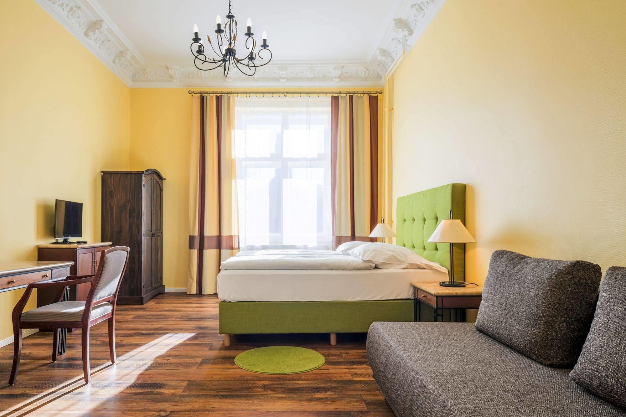 Hotel-Pension Michele برلين المظهر الخارجي الصورة